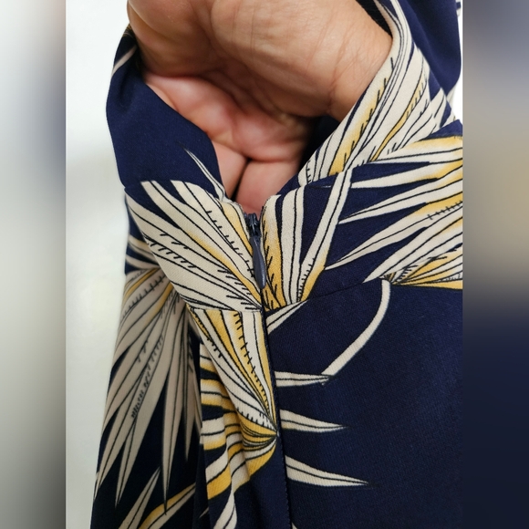 TIMING Jumpsuit Navy Botanical Palm Leaf Print - - Size Small - Picture 8 of 11